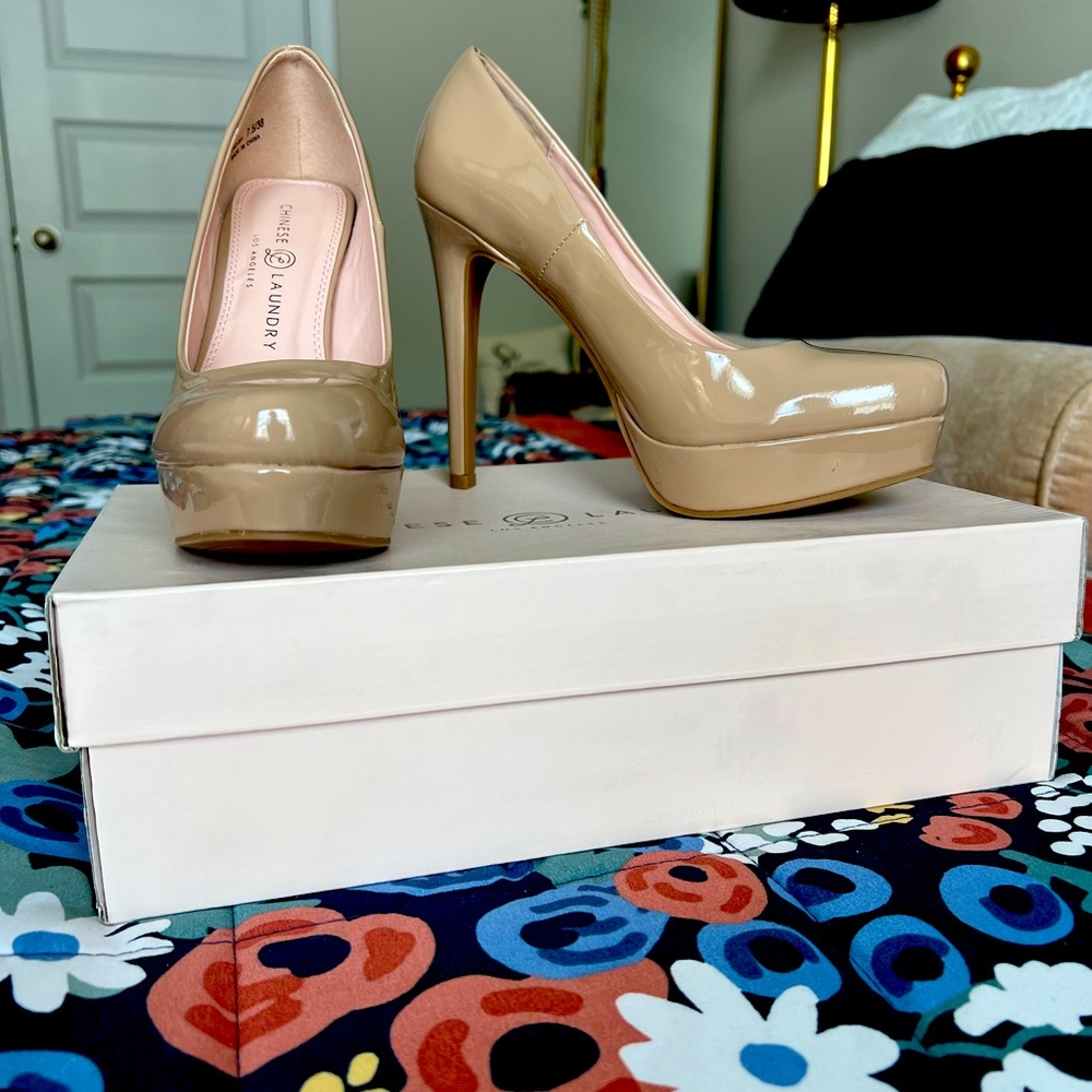 Chinese Laundry Nude Platform Heels